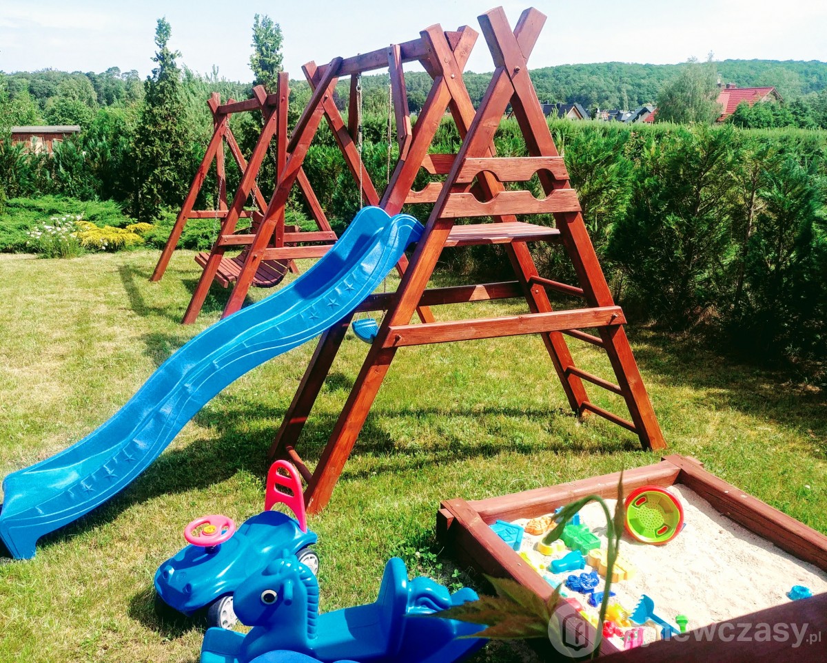 Ogród Wycisza z miejscem do zabawy dla dzieci